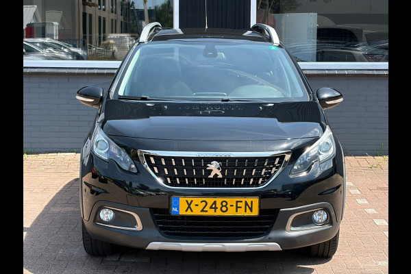 Peugeot 2008 1.2 PureTech / Pano / Navi / Leder / 131 PK