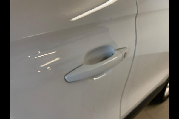 Opel Crossland X 1.2 Turbo Innovation AIRCO NAVI VIA APP CRUISE APPLE CARPLAY CENT VERG VELGEN ZWART DAK LAGE KM ZEER NETTE AUTO