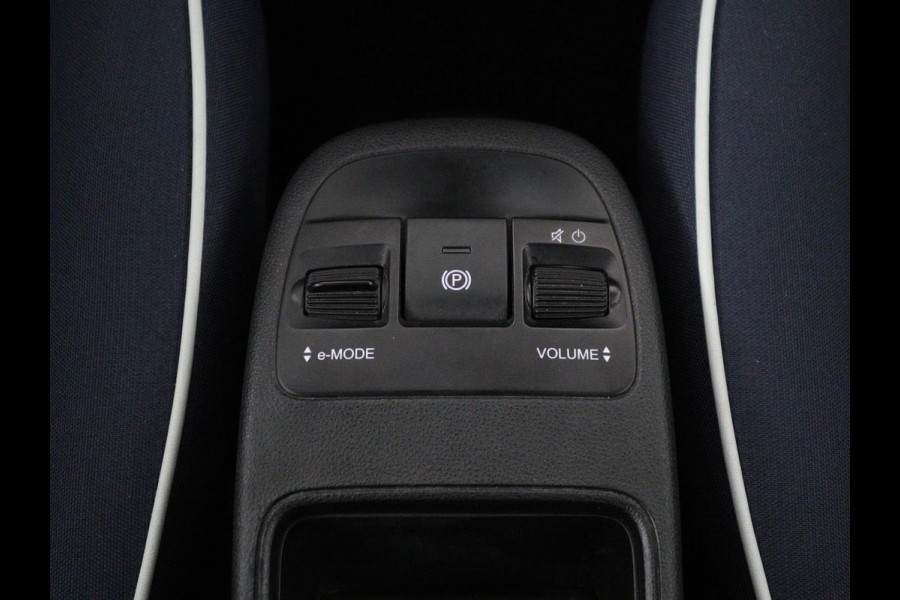 Fiat 500 Icon 24 kWh | SOH 91,9% | LED "| Climate control | Bluetooth | Cruise controle | Carplay | 3F | LM |  Navigatie