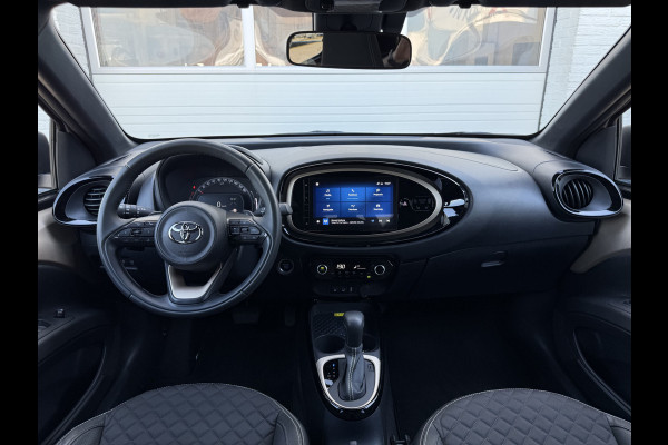 Toyota Aygo X 1.0 VVT-i S-CVT Premium | ACC | CarPlay | Keyless | Camera | 18 inch