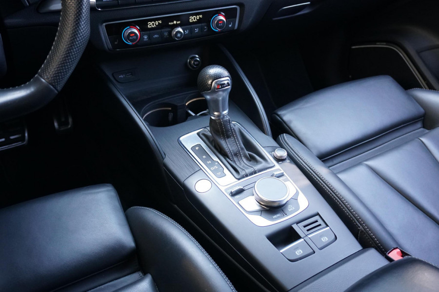 Audi A3 Sportback 35 TFSI S-LINE 150PK AUT. + BANG&OLUFSEN / LEDER / CARPLAY / VIRTUAL COCKPIT / CAMERA