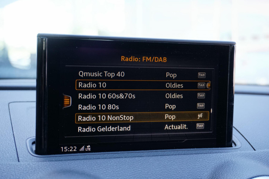 Audi A3 Sportback 35 TFSI S-LINE 150PK AUT. + BANG&OLUFSEN / LEDER / CARPLAY / VIRTUAL COCKPIT / CAMERA