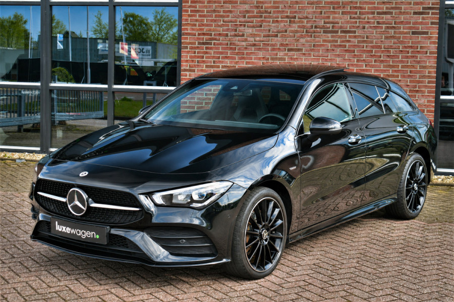 Mercedes-Benz CLA-Klasse Shooting Brake 250 e AMG Pano 360-cam Night 19inch