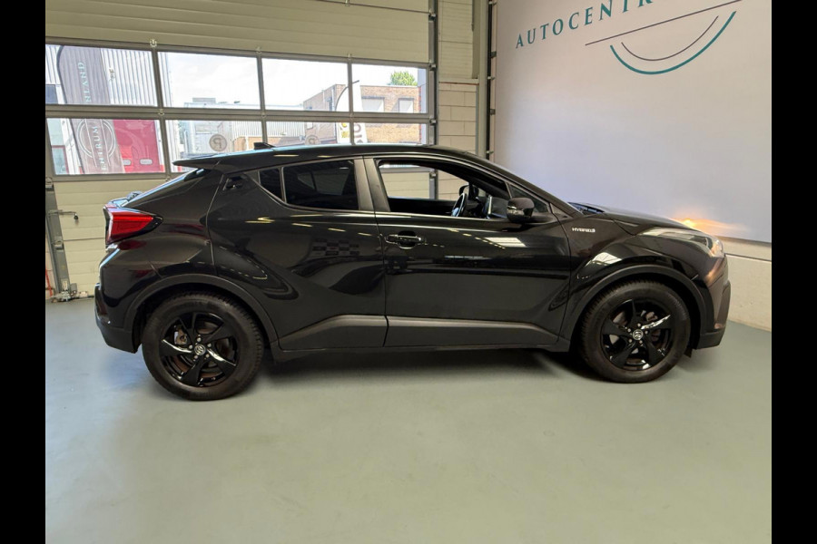 Toyota C-HR 1.8 Hybrid Black edition, automaat, Camera, trekhaak