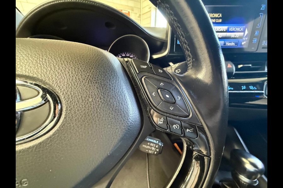 Toyota C-HR 1.8 Hybrid Black edition, automaat, Camera, trekhaak
