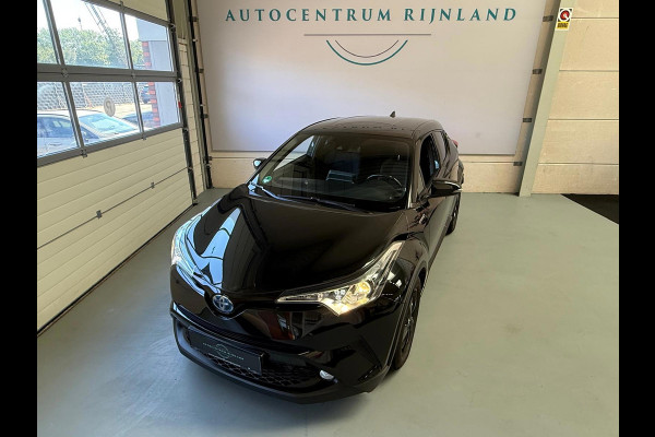 Toyota C-HR 1.8 Hybrid Black edition, automaat, Camera, trekhaak