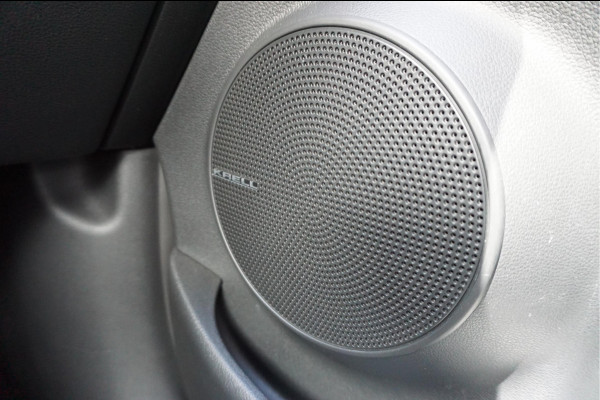Hyundai Kona EV Premium 64 kWh | SOH 99.2% | Trekhaak | Leer | Adaptive + Lane + Blindspot | Premium Audio + Apple + All Season banden | Dealer onderhouden