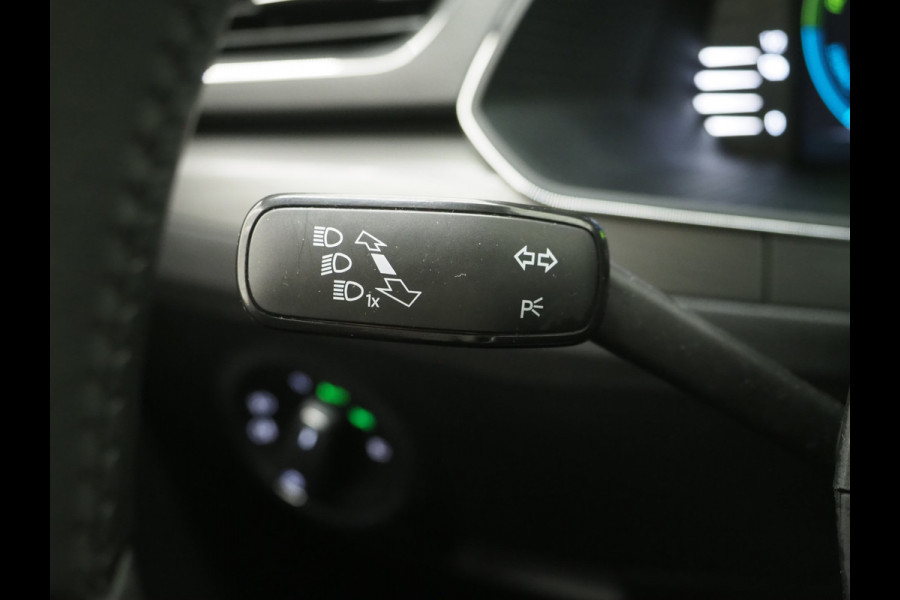 Škoda Superb Combi 1.4 TSI iV 218PK | Leder/Alcantara | Trekhaak | Memory | Virtual | Adaptive Cruise | PDC | Carplay