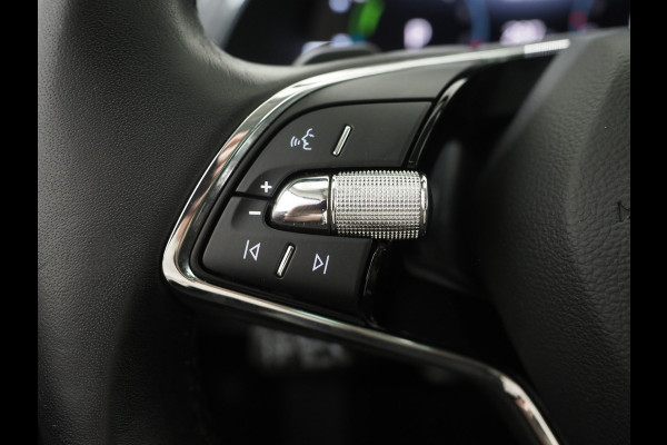 Škoda Superb Combi 1.4 TSI iV 218PK | Leder/Alcantara | Trekhaak | Memory | Virtual | Adaptive Cruise | PDC | Carplay