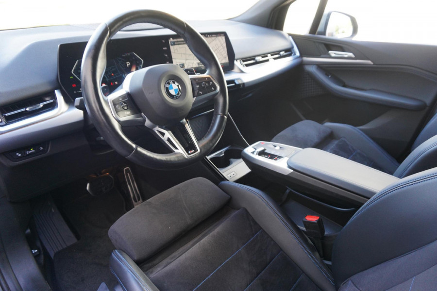 BMW 2 Serie Active Tourer 223i 218PK M-Sport/Driving Assistent Plus/Leer 1 Jaar Garantie.
