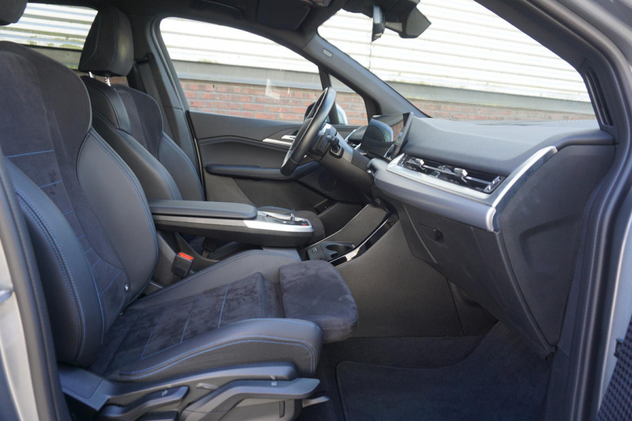 BMW 2 Serie Active Tourer 223i 218PK M-Sport/Driving Assistent Plus/Leer 1 Jaar Garantie.