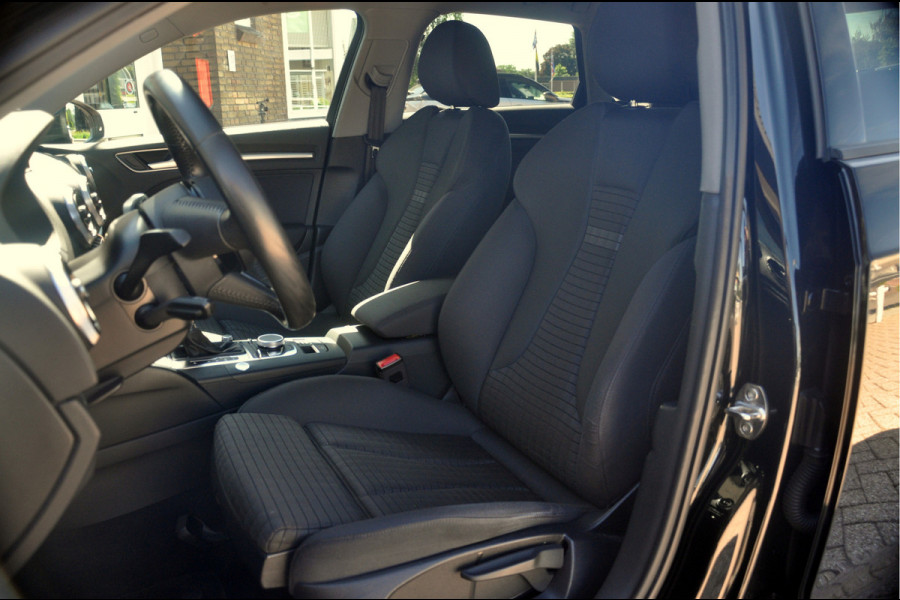 Audi A3 Sportback 1.5 TFSI CoD Design Pro Line Plus | Navi | Trekhaak | Nette staat!