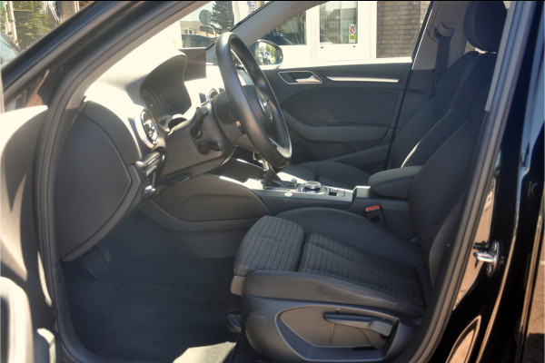Audi A3 Sportback 1.5 TFSI CoD Design Pro Line Plus | Navi | Trekhaak | Nette staat!