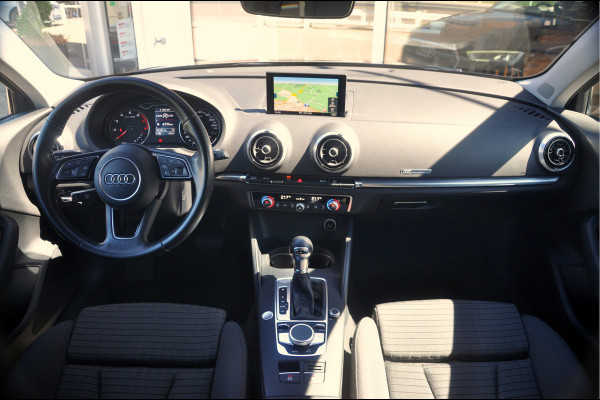 Audi A3 Sportback 1.5 TFSI CoD Design Pro Line Plus | Navi | Trekhaak | Nette staat!