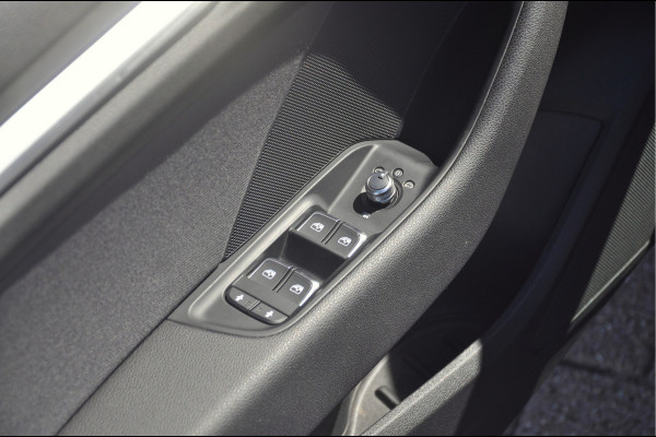 Audi A3 Sportback 1.5 TFSI CoD Design Pro Line Plus | Navi | Trekhaak | Nette staat!