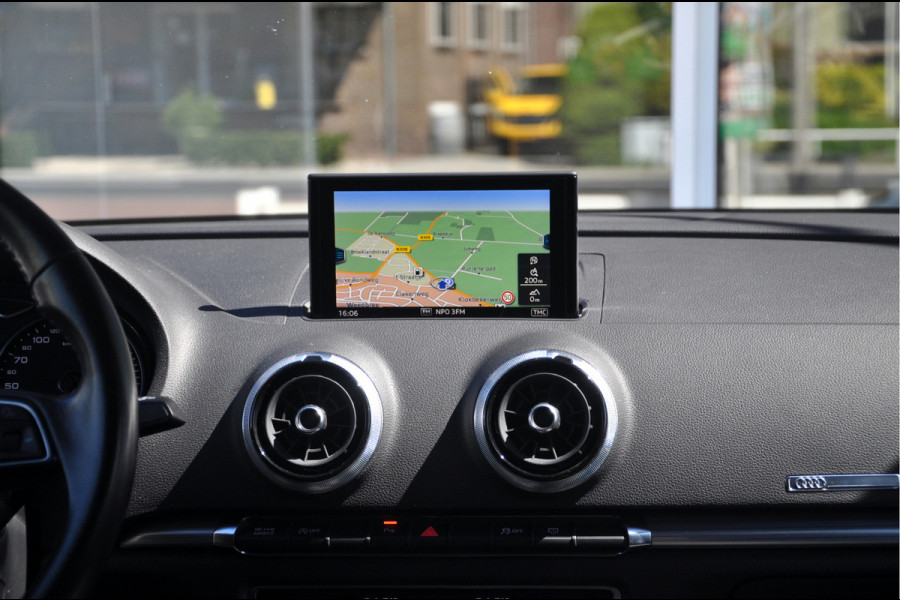 Audi A3 Sportback 1.5 TFSI CoD Design Pro Line Plus | Navi | Trekhaak | Nette staat!