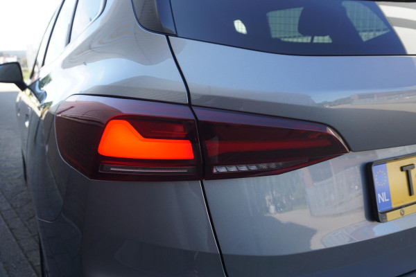 BMW 2 Serie Active Tourer 223i 218PK M-Sport/Driving Assistent Plus/Leer 1 Jaar Garantie.
