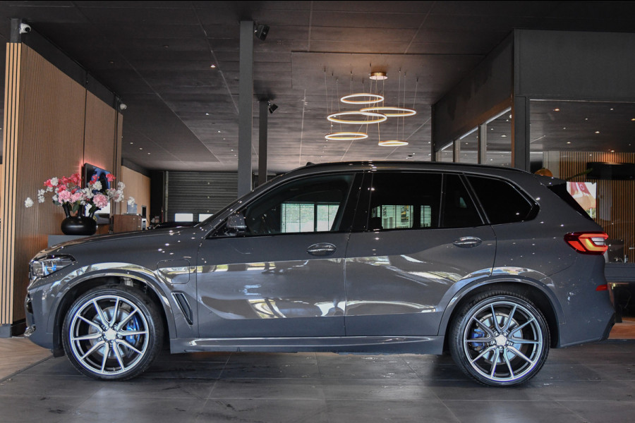 BMW X5 XDrive45e M-Sport, Massage, Laser, 22" Vossen, Comfort, Shadow, Luchtvering, Trekhaak, Pano, Ventilatie, Keyless, ACC, Full