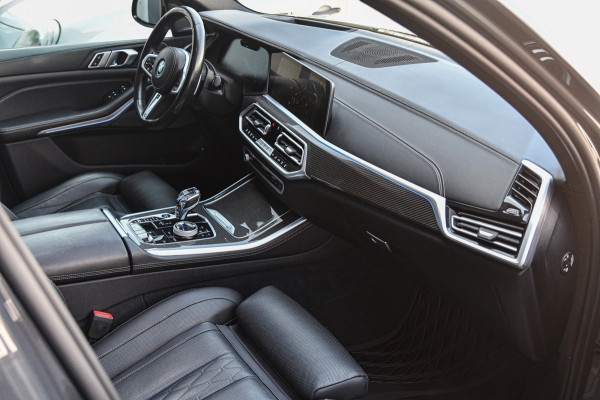 BMW X5 XDrive45e M-Sport, Massage, Laser, 22" Vossen, Comfort, Shadow, Luchtvering, Trekhaak, Pano, Ventilatie, Keyless, ACC, Full