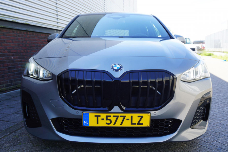 BMW 2 Serie Active Tourer 223i 218PK M-Sport/Driving Assistent Plus/Leer 1 Jaar Garantie.
