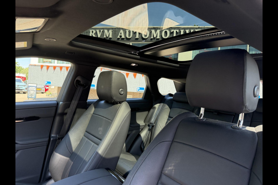 Land Rover Range Rover Evoque 2024 Model 1.5 P300e AWD R-Dynamic S VAN: 51.900,- VOOR: 49.877,- UW WKVOORDEEL €2.023,-:   NEW MODEL / FACELIFT PHEV 309 PK | UNIEK 8.000 KM | FABRIEKSGARANTIE t/m 26-02-2029 / 150.000 KM | DEALER ONDERHOUDEN | ADD. CRUISE | PANO DAK | ELEKTRISCHE STOEL MET GEHEUGEN | ELEKTRISCHE KOFFERBAK | CAMERA | RIJKLAAR PRIJS