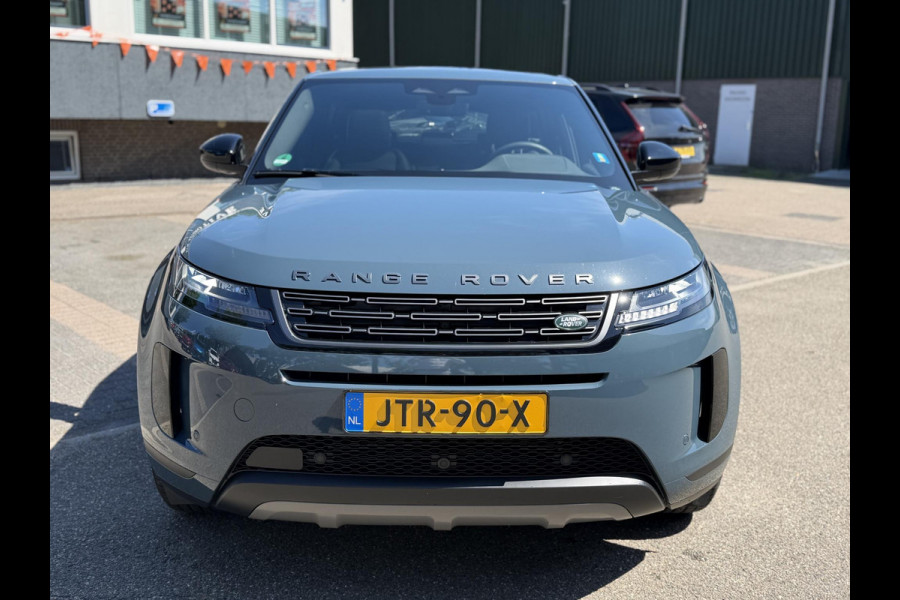 Land Rover Range Rover Evoque 2024 Model 1.5 P300e AWD R-Dynamic S VAN: 51.900,- VOOR: 49.877,- UW WKVOORDEEL €2.023,-:   NEW MODEL / FACELIFT PHEV 309 PK | UNIEK 8.000 KM | FABRIEKSGARANTIE t/m 26-02-2029 / 150.000 KM | DEALER ONDERHOUDEN | ADD. CRUISE | PANO DAK | ELEKTRISCHE STOEL MET GEHEUGEN | ELEKTRISCHE KOFFERBAK | CAMERA | RIJKLAAR PRIJS