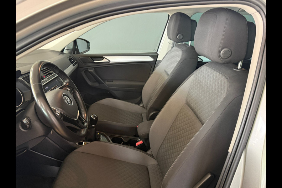 Volkswagen Tiguan 1.5 TSI ACT Comfortline Business | Navigatie | Sensoren.