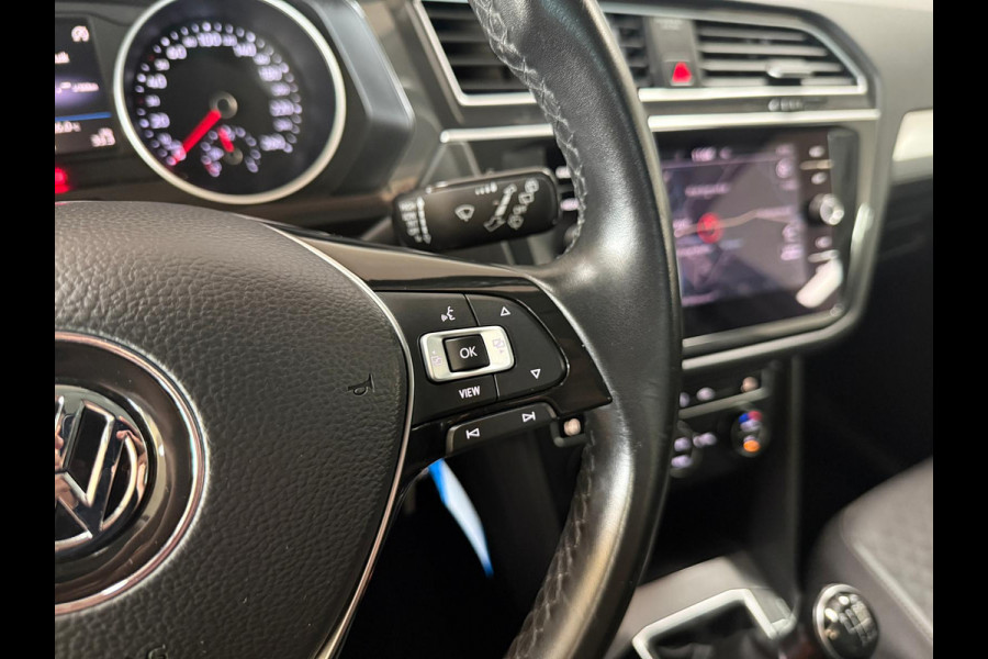 Volkswagen Tiguan 1.5 TSI ACT Comfortline Business | Navigatie | Sensoren.