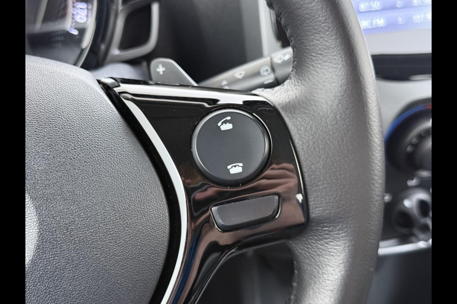 Toyota Aygo 1.0 VVT-i x-play VAN: 15.900,- VOOR: 13.877,- UW WKVOORDEEL: 2.023,- | AUTOMAAT | APPLE CARPLAY / ANDROID AUTO | CAMERA | AIRCO | ONDERHOUD UITGEVOERD | DIRECT LEVERBAAR |
