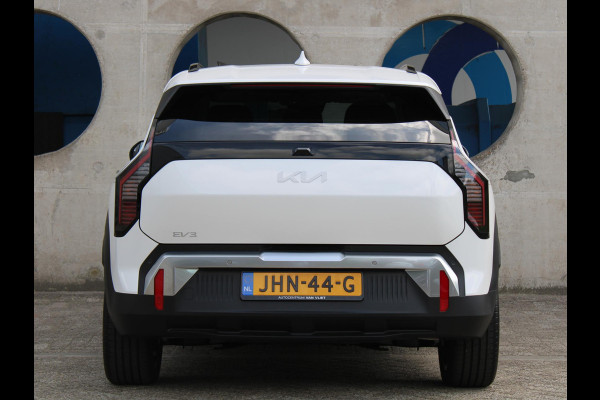 Kia EV3 Plus Advanced 81.4 kWh | STOEL EN STUURVERWARMING | 19 INCH LMV | DODEHOEK DETECTIE |