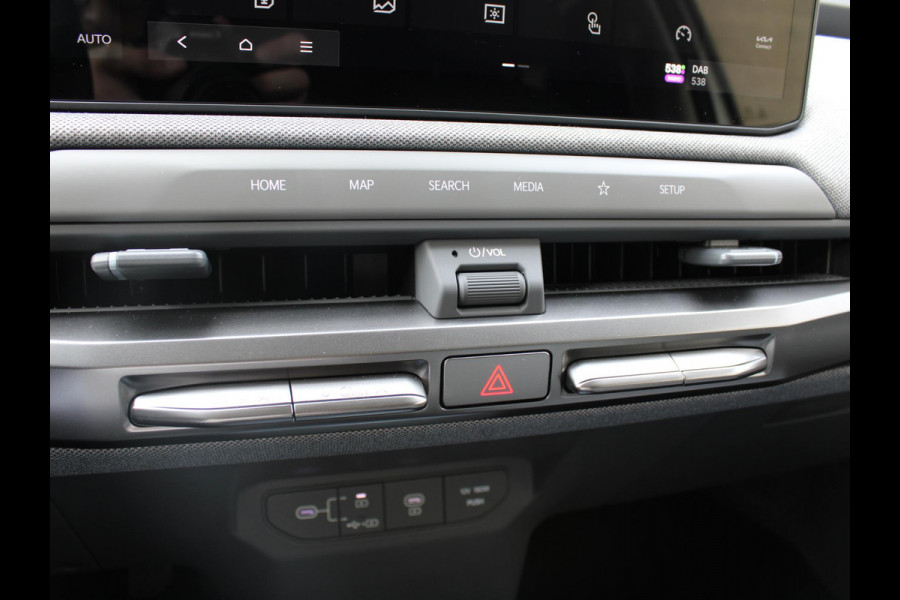 Kia EV3 Plus Advanced 81.4 kWh | STOEL EN STUURVERWARMING | 19 INCH LMV | DODEHOEK DETECTIE |