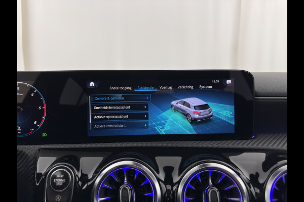 Mercedes-Benz A-Klasse 180 d Advantage (INCL-BTW) *PANO | LEATHER-FABRIC | WIDE-DIGICOCKPIT | AMBIENT-LIGHT | FULL-LED | SURROUND-VIEW | NAVI-FULLMAP | CARBON-INLAY | HEATED-SPORTSEATS | 17''ALU*