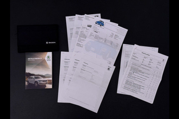 Škoda Kodiaq 1.5TSI Autom. Trekhaak Adap.Cruise Panoramadak Virtual Cockpit Camera Canton®-Audio Stoelverwarming 3-Zone Ecc Navi Apple Carpla Led Lmv Bluetooth Isofix Regen-Lichtsensor 1.800KG Trekgewicht Zeer Complete Auto