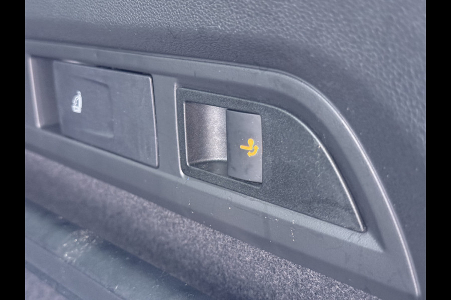 Škoda Kodiaq 1.5TSI Autom. Trekhaak Adap.Cruise Panoramadak Virtual Cockpit Camera Canton®-Audio Stoelverwarming 3-Zone Ecc Navi Apple Carpla Led Lmv Bluetooth Isofix Regen-Lichtsensor 1.800KG Trekgewicht Zeer Complete Auto