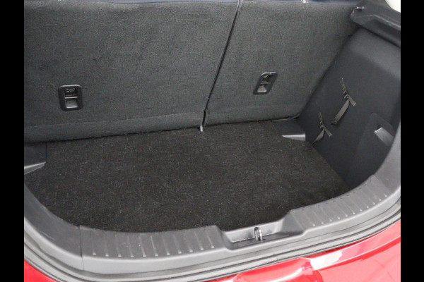 Mazda 2 1.5 Skyactiv-G Luxury | Stoel & stuurverwarming | Carplay | Parkeerhulp | Climate control | Side Assist | Cruise control | Bluetooth | 16'' velgen | DAB | Getint glas | Keyless start