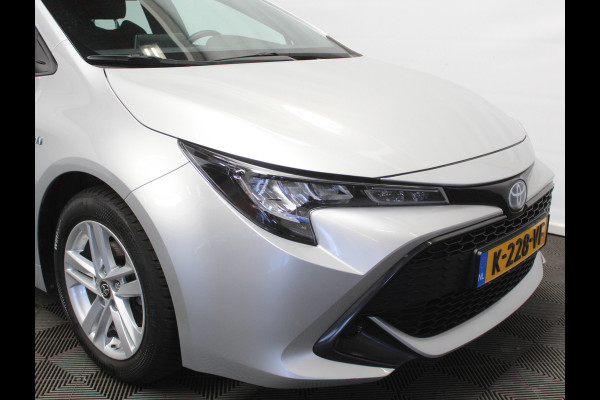 Toyota Corolla 1.8 Hybrid Business CARPLAY | CAMERA | CLIMATE | LMV16 | LED | DAB | ADAPCRUISE | ZWHEMEL