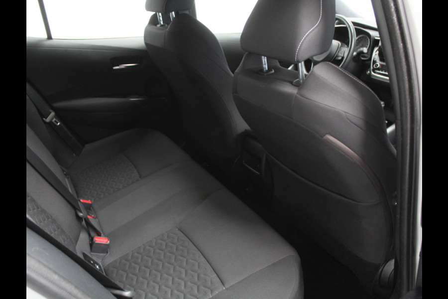 Toyota Corolla 1.8 Hybrid Business CARPLAY | CAMERA | CLIMATE | LMV16 | LED | DAB | ADAPCRUISE | ZWHEMEL