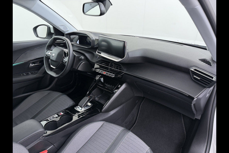 Peugeot e-2008 EV Allure Pack 50kWh SOH 95% 3-Fase 360°Camera 3D-Navi Apple Carplay Android Auto Ecc Cruise Control Pdc Keyless Privacy Glas Lmv Led DAB+ Bluetooth Lane Assist Isofix Rijstrooksensor Origineel Nederlandse Auto