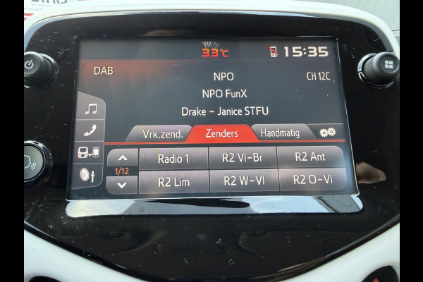 Citroën C1 1.0 VTi Feel (Camera - Navigatie via APP - Apple Carplay/Android Auto - Airco - DAB - Two TOne