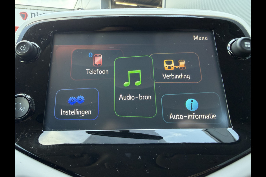 Citroën C1 1.0 VTi Feel (Camera - Navigatie via APP - Apple Carplay/Android Auto - Airco - DAB - Two TOne