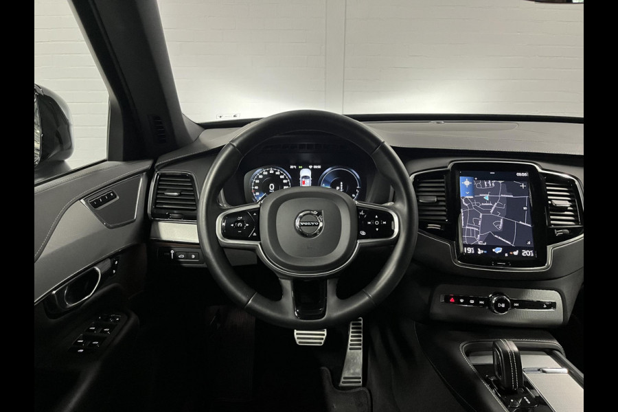 Volvo XC90 2.0 T8 Recharge AWD R-Design *long rang* Luchtvering | Trekhaak | Open dak | Adapt. cruise | Stoel-/stuurverwarming | 360 camera | Stoelventilatie | 22" wielen