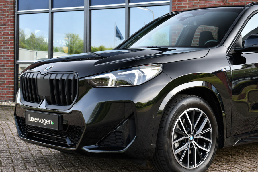 BMW X1 sDrive18i M-Sport Camera ACC-voorber Shadowline Adp-onderstel