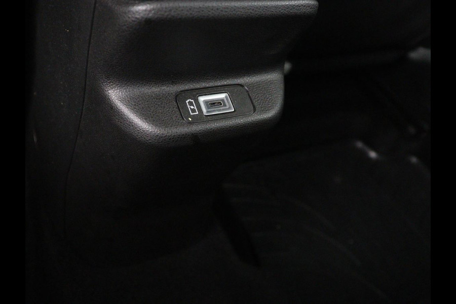 Jeep Avenger Avenger 54 kWh | SOH 94,2% | 3F | Navigatie | Carplay | Camera | Cruise control | Automaat | Elektrische laadklep | Stoelverwarming