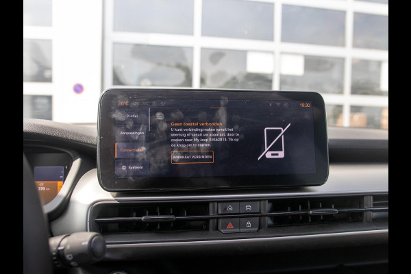 Jeep Avenger 1.2 e-Hybrid Summit | Leder & Winter Pack | Schuif/Kanteldak | Infotainment Pack | Premium Audio | Bicolore