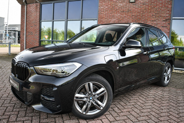 BMW X1 xDrive25e M-Sport Pano El-zetels Camera Carplay El-klep Shadowline