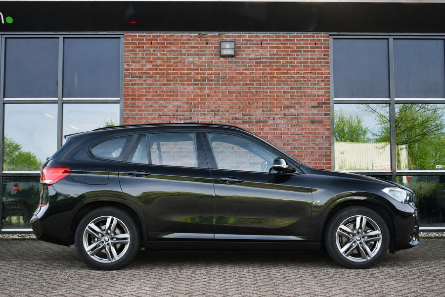 BMW X1 xDrive25e M-Sport Pano El-zetels Camera Carplay El-klep Shadowline