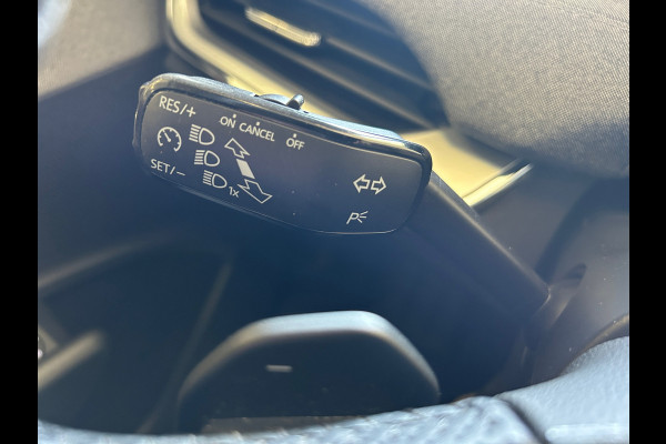 Škoda ENYAQ iV 60 Panoramadak Stoelverw Trekhaak NL Auto 1e EIG Rijklaarprijs