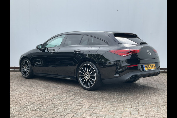 Mercedes-Benz CLA-Klasse Shooting Brake 200 Premium Plus AMG Pano Carplay Stoelverw Uitstraling!