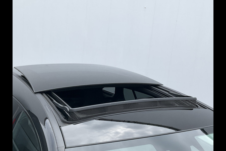 Mercedes-Benz CLA-Klasse Shooting Brake 200 Premium Plus AMG Pano Carplay Stoelverw Uitstraling!