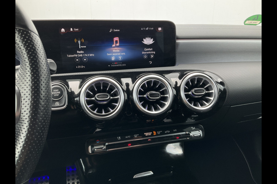 Mercedes-Benz CLA-Klasse Shooting Brake 200 Premium Plus AMG Pano Carplay Stoelverw Uitstraling!